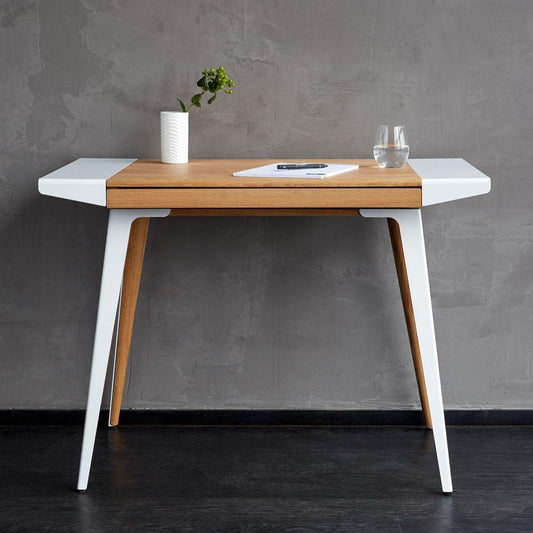 UMAGE Ambitions Desk