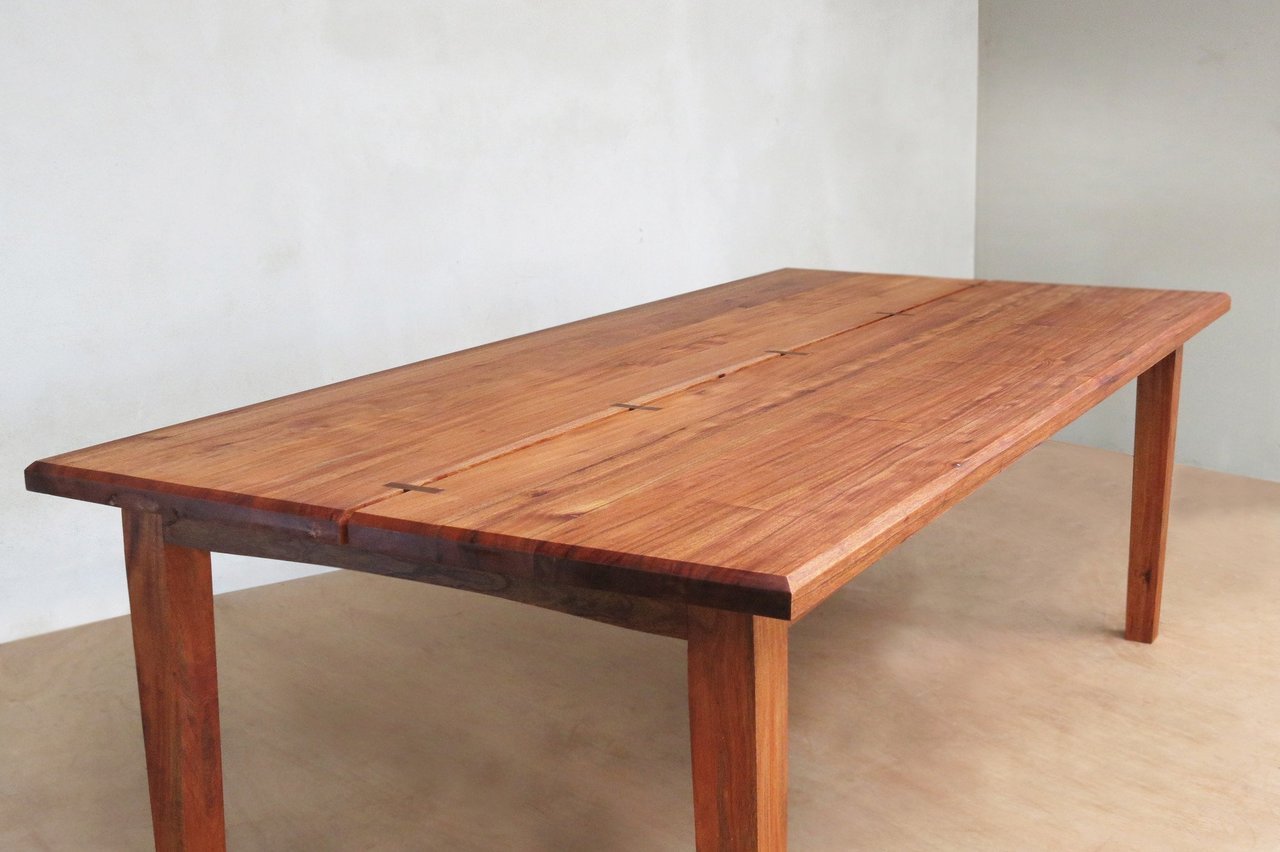 Masaya Xiloa Dining Table