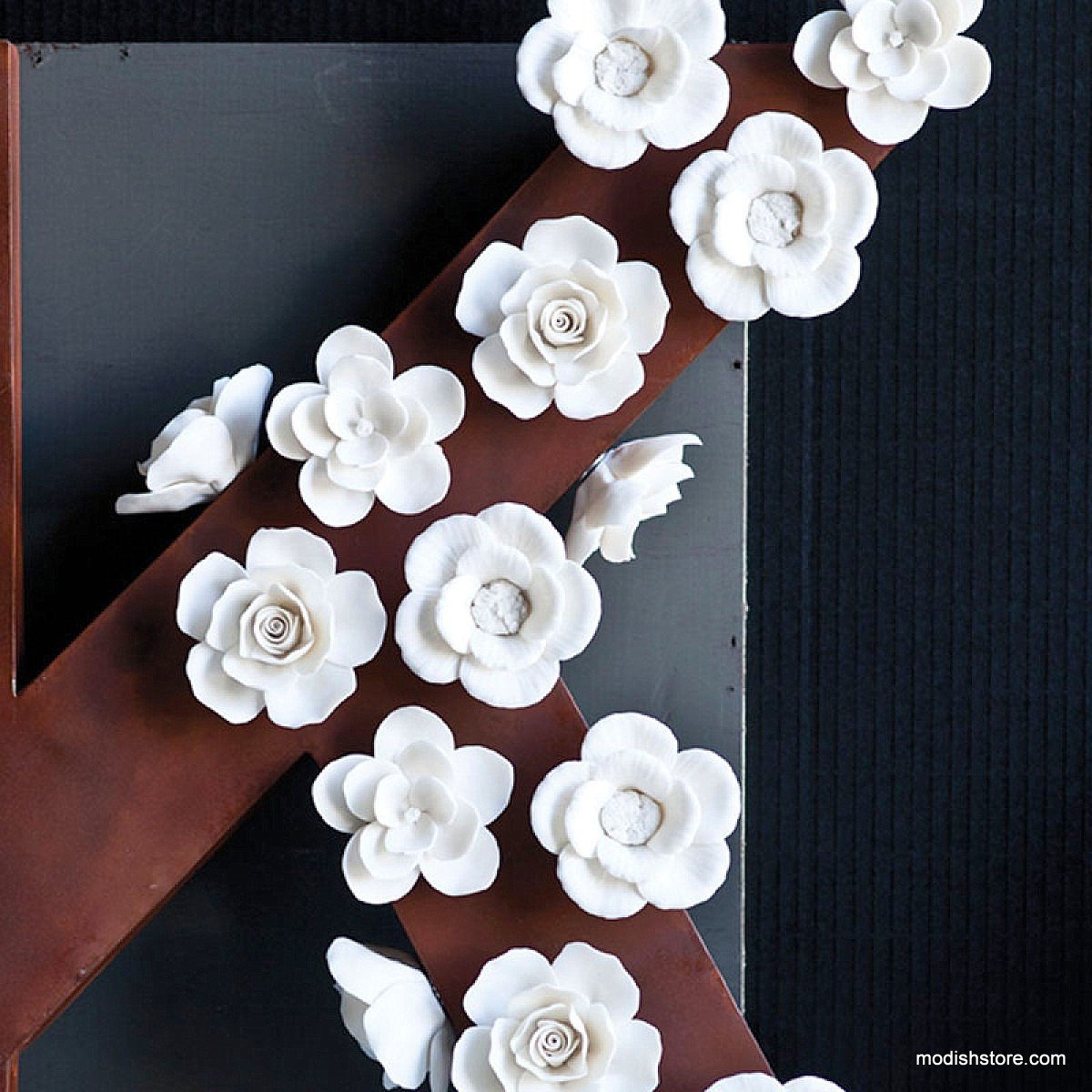 HomePort White Floral Magnets
