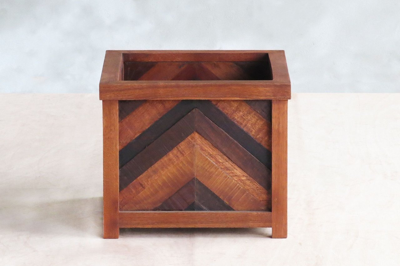 Masaya Bosawas Herringbone Planter