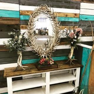 Antlerworx Oval Antler Forked Mirror (M-1)