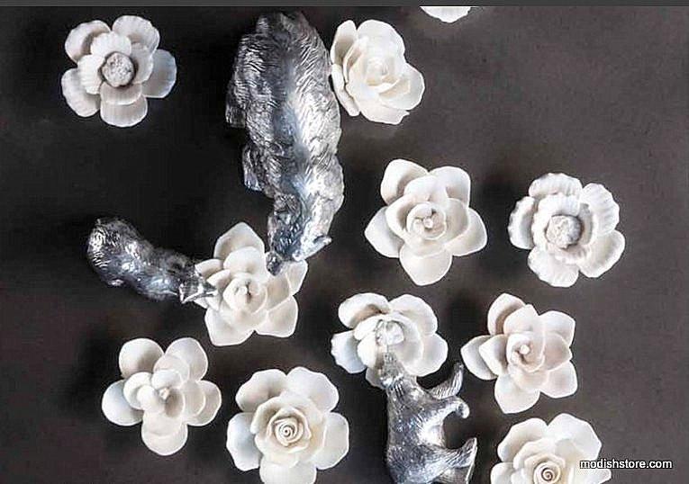 HomePort White Floral Magnets